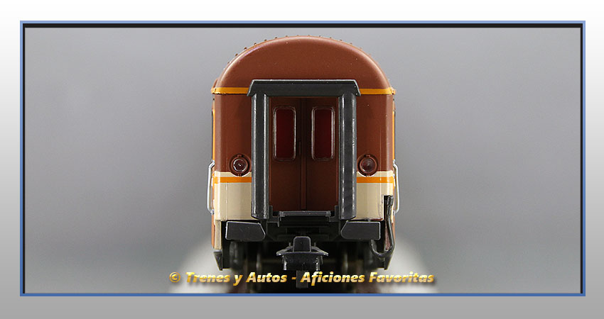 Coche pasajeros Serie 10000 AA-10001 "Estrella" - Renfe